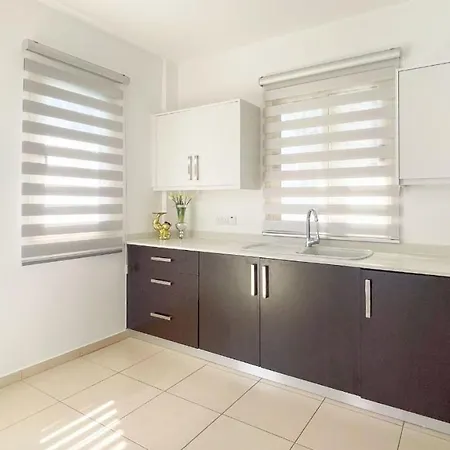 וילה Guenther Palm Village פרוטאראס