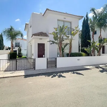 Villa Guenther Palm Village
