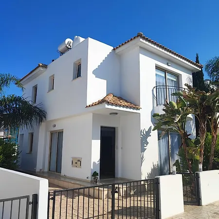 Guenther Palm Village * Protaras